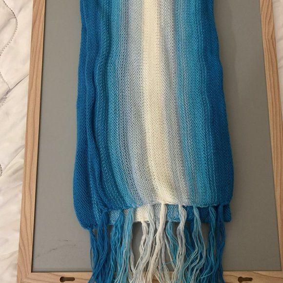 Ccahuantico Burgundy Peruvian Alpaca Scarf 64”. - Picture 3 of 3